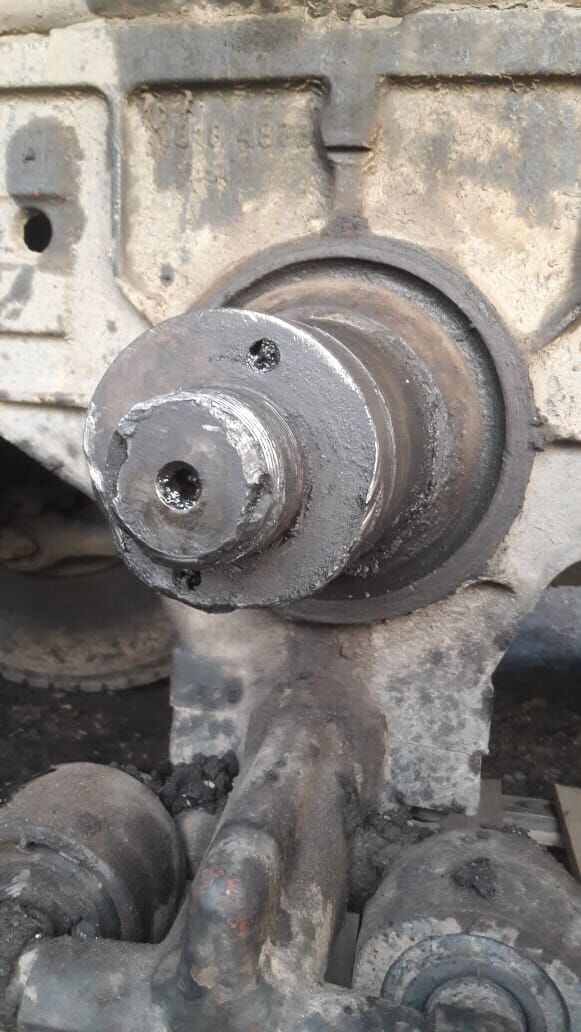 sworzen_kolyski_iveco_astra_hd9_98184614